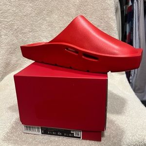 Woman’s Jordan Hex Mule sandal brand new in the box woman’s size 8!!!